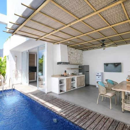 Lavana Villa Jimbaran Uluwatu  Exterior photo